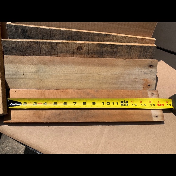 Pallet Wood 16” x 3,3/8”. - 2sq.ft - Picture 2 of 3